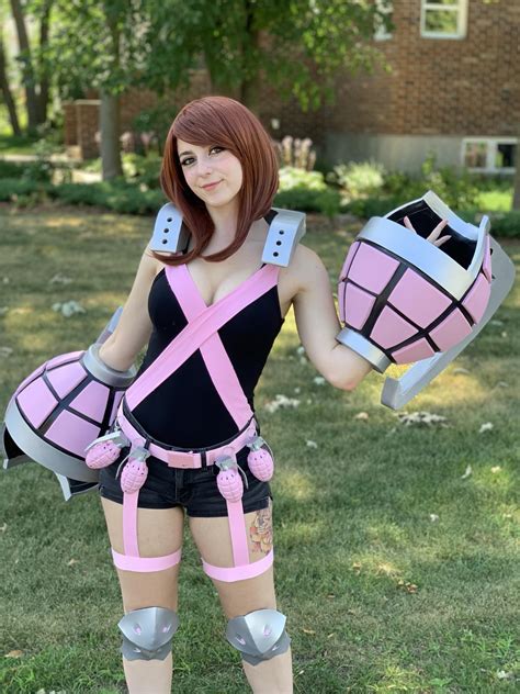 [SELF] Uraraka/Bakugo mashup by Sara Mei Kasai : r/cosplay