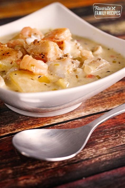 The 30 Best Ideas for Thick Creamy Seafood Chowder Recipe - Best ...