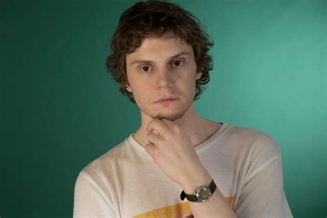 Evan Peters Rare Photos Photoshoot Aesthetic | Evan peters, Evan, Peter