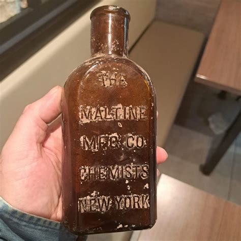 THE MALTINE MFG. CO CHEMISTS NEW YORK amber bottle | Antique Bottles