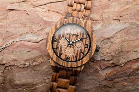 custom engraved watches for men 3