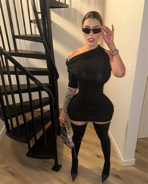 B 🧿 (@realbgabby) • Instagram photos and videos