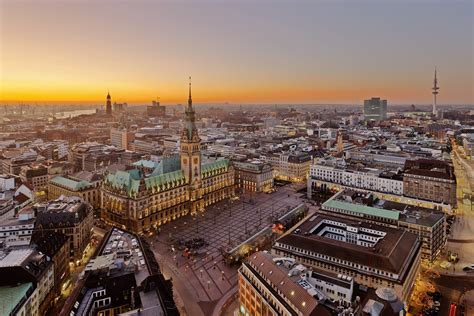 Hamburg Travel Guide