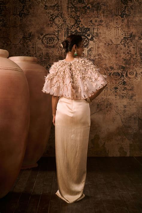 Peach Corset Gown With Embroidered Cape – Masumi Mewawalla