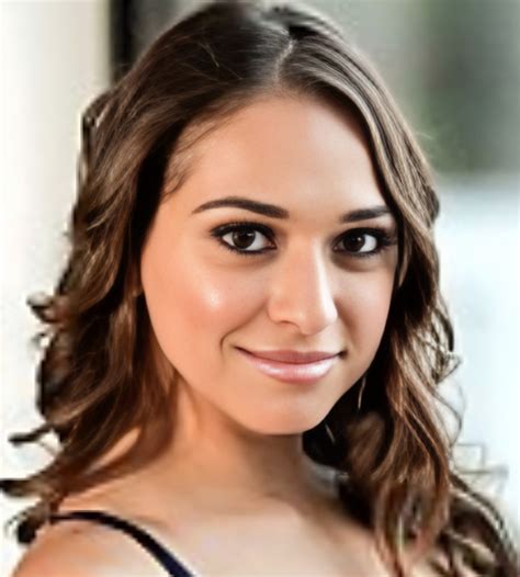 Sara Luvv (Actress) Wiki, Biography, Photos, Videos, Family, Boyfriend