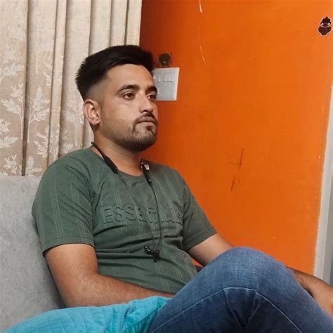 atendra kansana  mratendrakansan snapchat stories spotlight