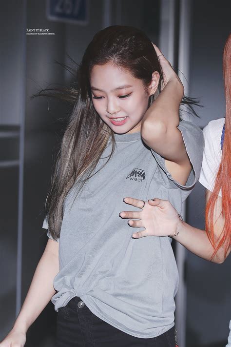 𝑂𝑟𝑛𝑠𝑜𝑛𝑛𝑛 94% on Twitter | Blackpink เจนนี่, เซ็ตเสื้อผ้า, สไตล์แฟชั่น