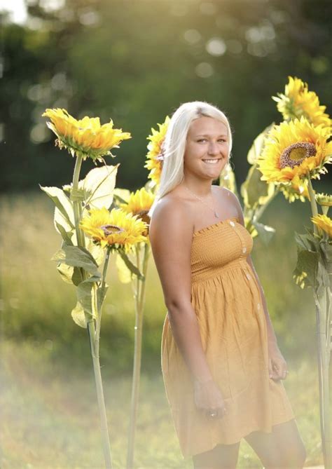 Caroline Schnoebelen Obituary: Honoring Her Memory 25