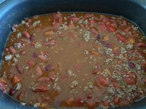 Easy Slow Cooker Beef & Bean Chili Recipe - Southern Food Junkie