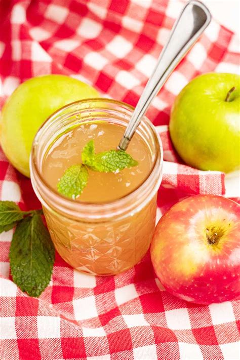 Low Sugar Apple Jelly Recipe (Canning Recipe) - Koti Beth