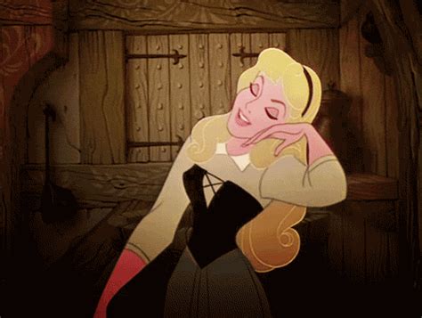 Гиф анимация Принцесса Аврора / Princess Aurora из мультфильма Спящая ...