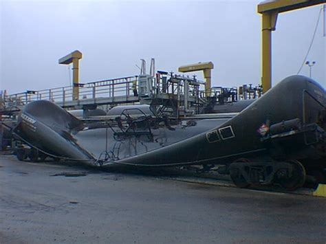 Industrial History: That Sucks! (Tank Car Vacuum Implosion)