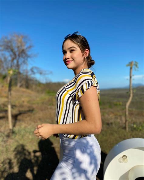 Salma Flores - Foto #9537 | Profile Rate