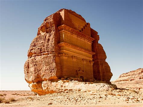 DISCOVER SAUDI ARABIA - fact Magazine