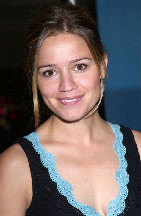 Pictures of Anna Belknap