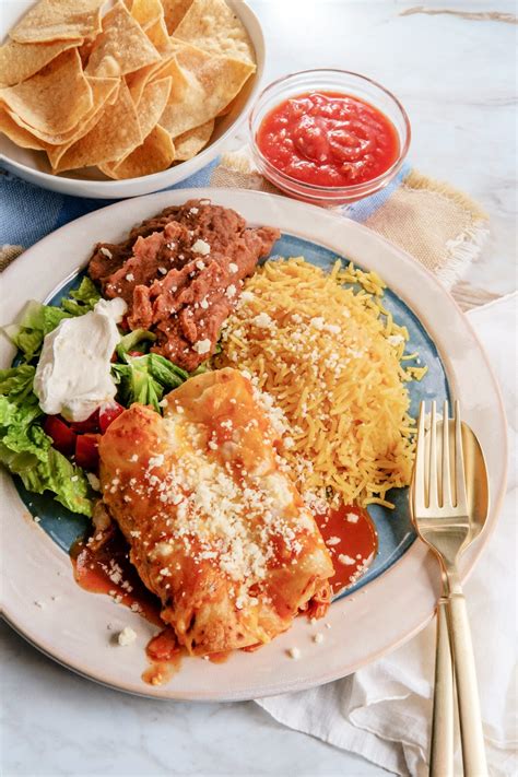 simple chicken enchilada recipe red sauce 7