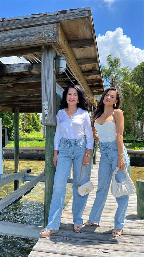 Natalie Negrotti's feet