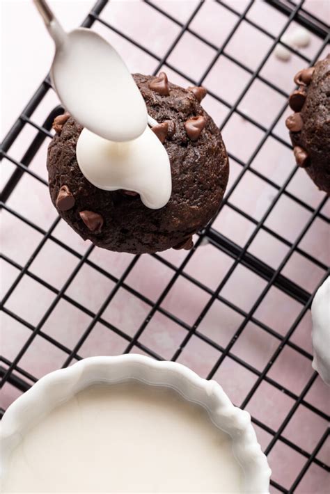 Vanilla Icing - The Live-In Kitchen