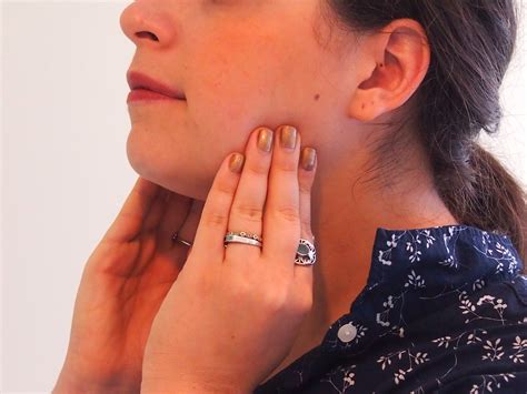 Jaw Shaking At Night at Alana Toomey blog