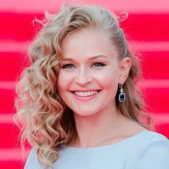 Юлия Пересильд: фильмы и сериалы с участием актёра — фильмография