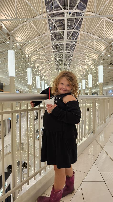 Mall of America - Abby Stars