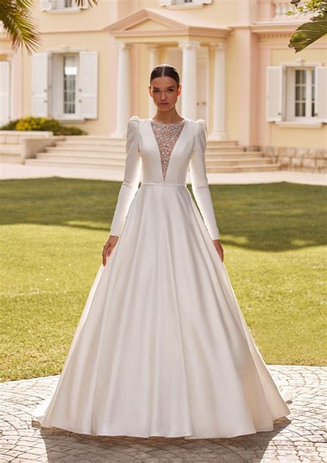 Kátia Noivas By Andreia Marques - Kátia Noivas - Sofisticação e Elegância