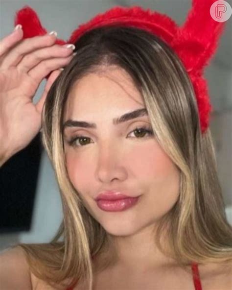 Foto: Aline Farias mandou o link de suas plataformas adultas para ...