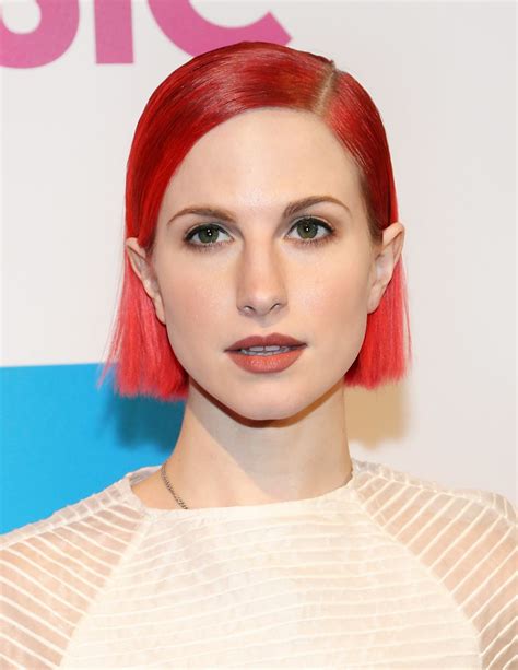 Hayley Williams Latest Photos - CelebMafia