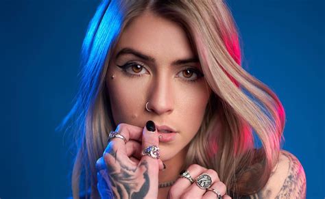 Luci – Artists