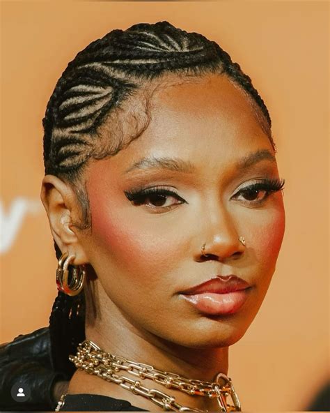 New tutorial explains why cornrow braided hair is a protective style 34