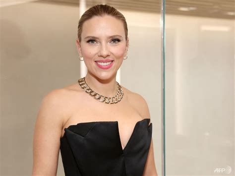 scarlett johansson  talks  big budget netflix  directed