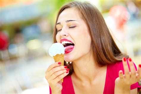 Sexo oral para él: las dudas que siempre tienen las mujeres, al fin