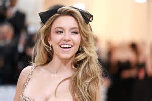 Sydney Sweeney: „Ich passte in keine meiner Jeans mehr“