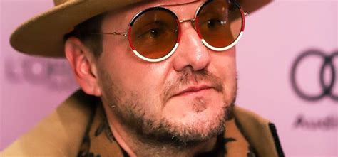 kellemetlen felvetel keruelt ki lakatos markrol elo adasban suelt fel