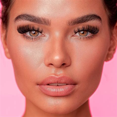 Sugar – Dose of Lashes