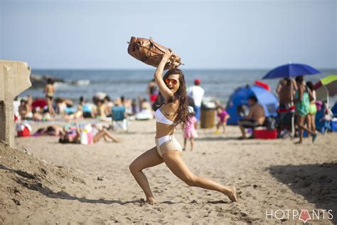 Fans love to Do the Rockaway at every summer party 18