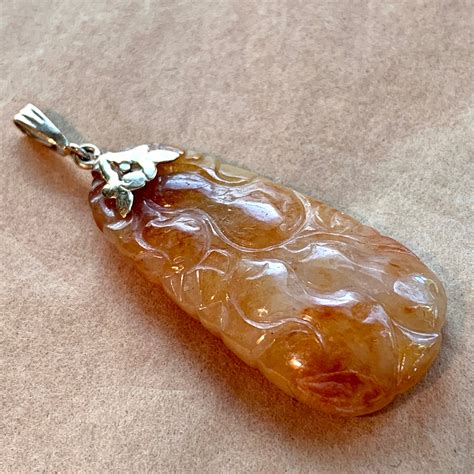 Vintage Golden Jade Carved Pendant | Beadparadise.com