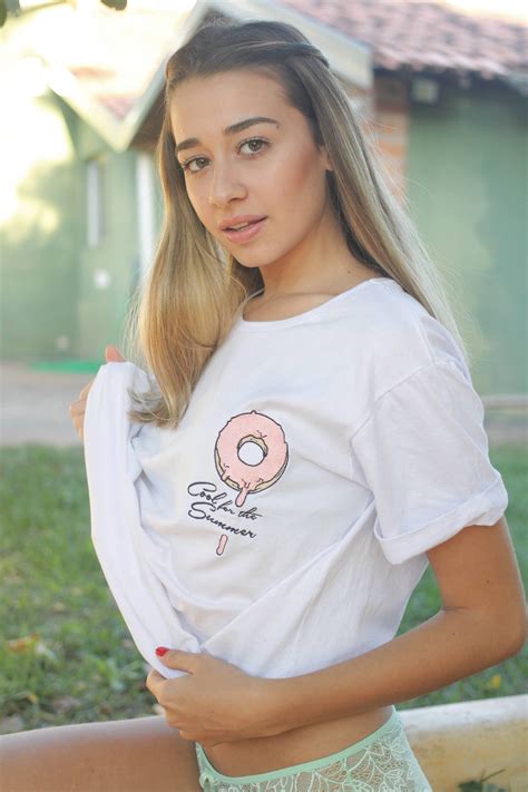 Maria Eduarda on Behance