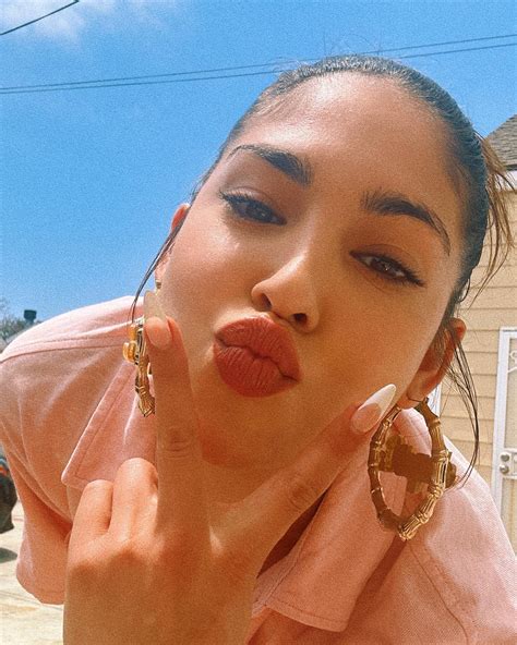 Steph Sabraw | Wednesday uni 🌸💕🎀 | Instagram