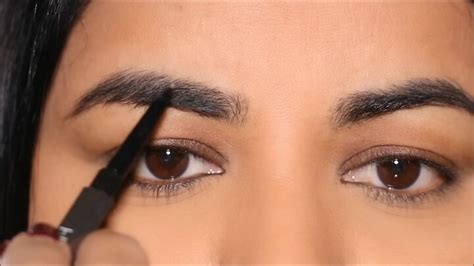 Quick and Easy Makeup Hack for Tired Eyes | Upstyle