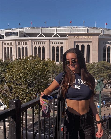 Yankees IRTR : r/IRLgirls