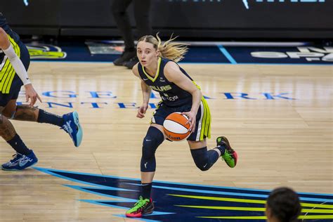 Paige Bueckers Starts Strong in WNBA Debut with Dallas Wings