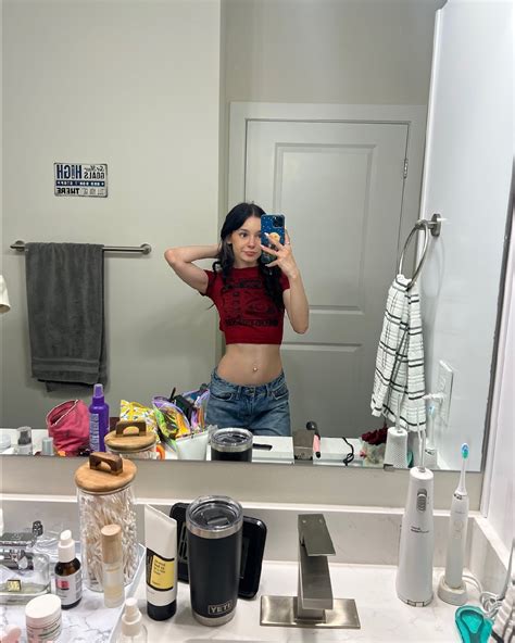 Katrina | bathroom mirror >> | Instagram