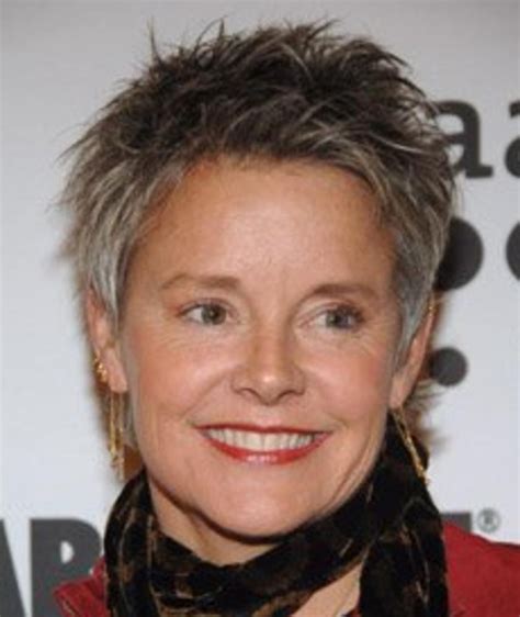 Amanda Bearse – Filme, Bio und Listen auf MUBI