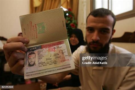 Palestinian Passport Photos and Premium High Res Pictures - Getty Images