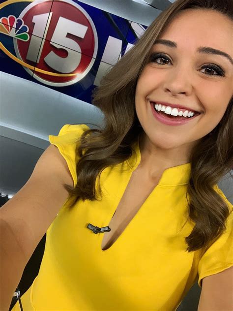 Amelia Jones's Instagram, Twitter & Facebook on IDCrawl