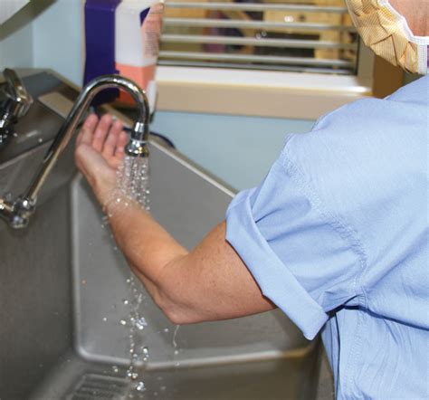 Steps Of Surgical Hand Washing at Alonzo Caraway blog