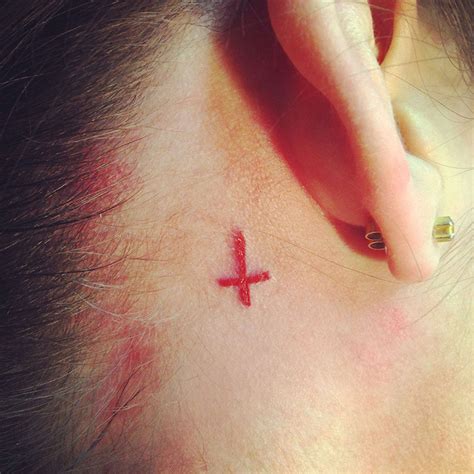 The Upside Down Cross Tattoo Meaning: Interpreting the Symbolism Behind ...