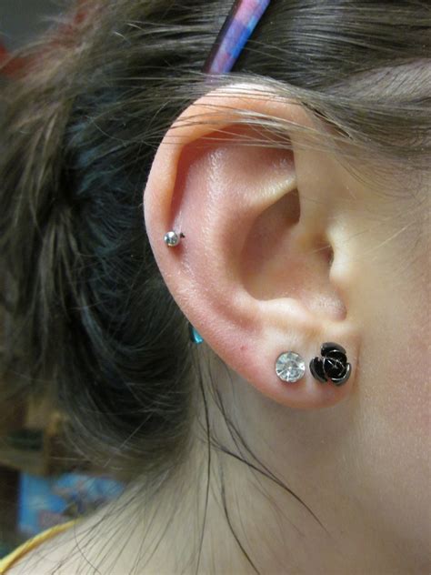 tattoo piercing body