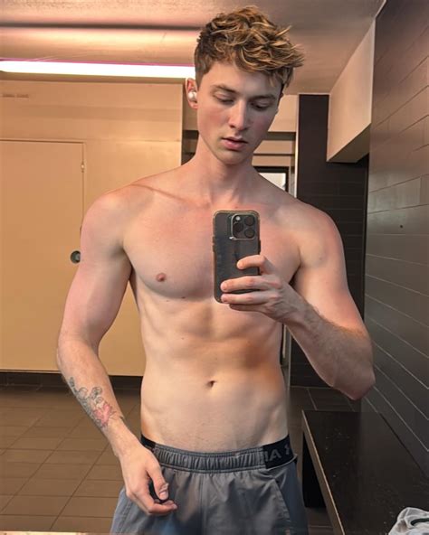 CzechTwinsReals (@czechtwins_reels) • Instagram photos and videos